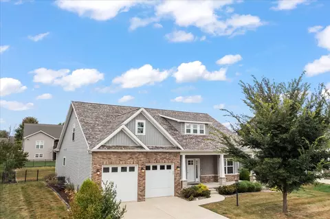 1616 Kassen Ave, Mahomet, IL 61853