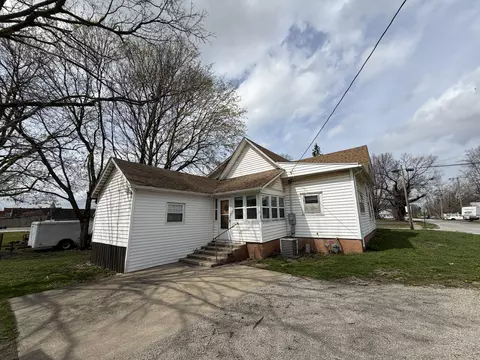 Other - 112 E Main St, Oakland, IL 61943 photo 4 of 4