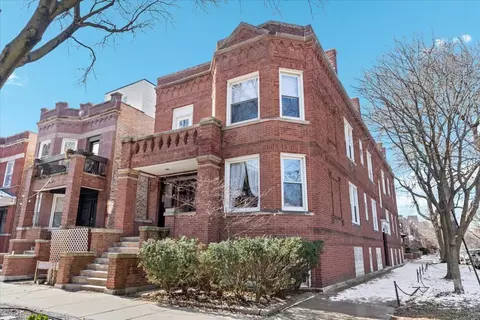1056 N Leavitt St #2R, Chicago, IL 60622
