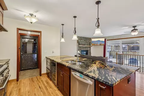 Kitchen - 902 Arbor Ct, Wheaton, IL 60189 photo 3 of 3