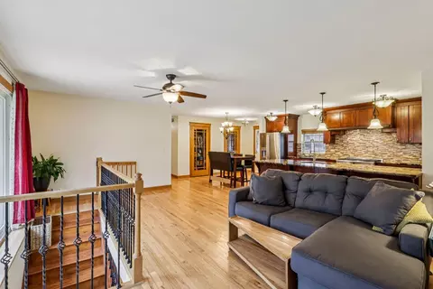 Other - 902 Arbor Ct, Wheaton, IL 60189 photo 3 of 13