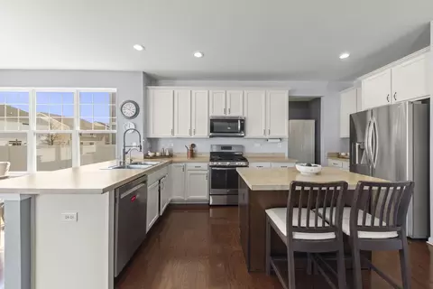Kitchen - 14907 S Morgan Ln, Plainfield, IL 60544 photo 2 of 3