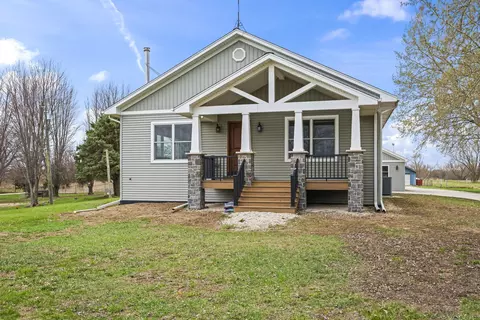 9119 Riley Rd, Marengo, IL 60152