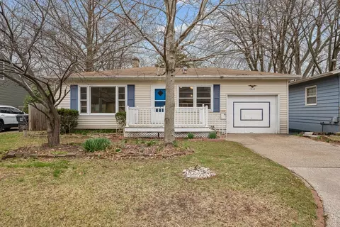 1814 36th St, Moline, IL 61265