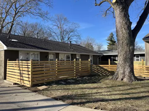 1014 Franklin Ave, Normal, IL 61761 photo 2