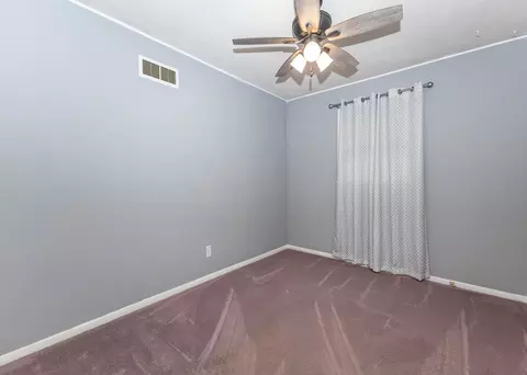 Bedroom - 1109 14th Ave, Orion, IL 61273 photo 5 of 6