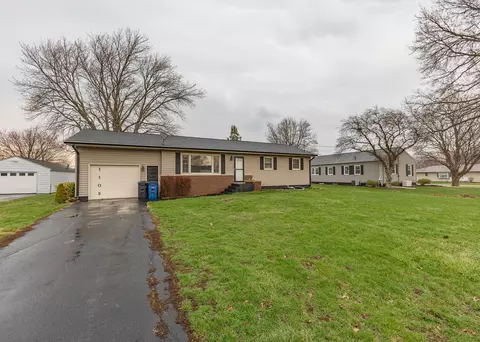 Exterior - 1109 14th Ave, Orion, IL 61273 photo 5 of 6