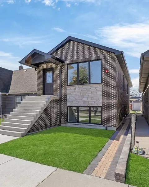 4836 S Long Ave, Chicago, IL 60638