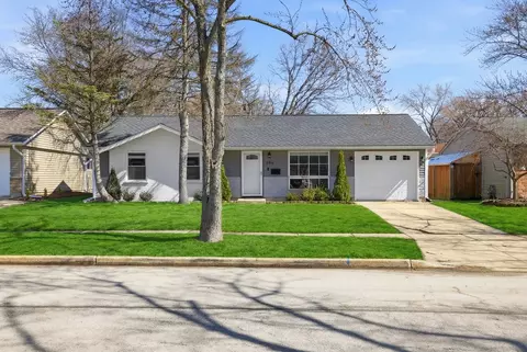 205 Villa Rd, Streamwood, IL 60107