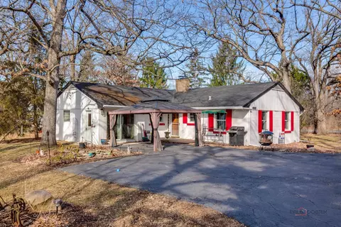 15983 W Wadsworth Rd, Wadsworth, IL 60083