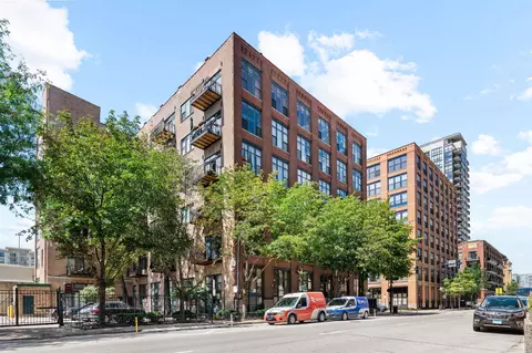 701 W Jackson Blvd #102, Chicago, IL 60661