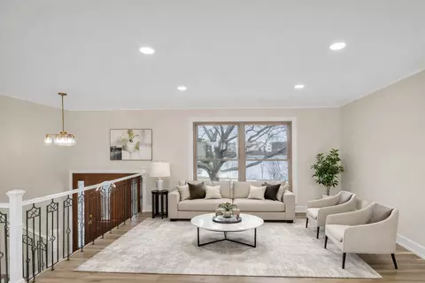 Living - Undisclosed, Hoffman Estates, IL 60169 photo 1 of 5