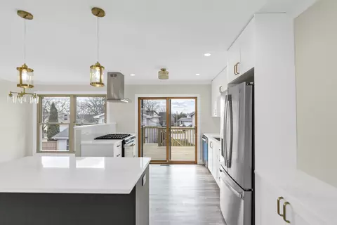 Kitchen - Undisclosed, Hoffman Estates, IL 60169 photo 2 of 5