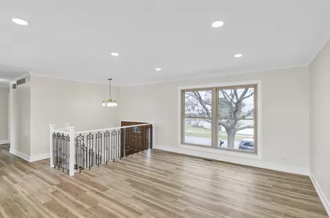 Living - Undisclosed, Hoffman Estates, IL 60169 photo 3 of 5