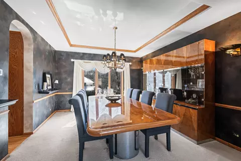 Dining - 1380 Prestwick, Itasca, IL 60143 photo 2 of 2