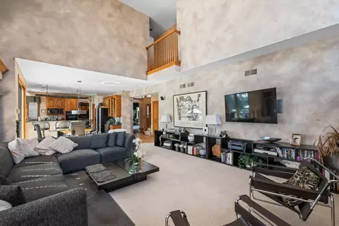 Living - 1380 Prestwick, Itasca, IL 60143 photo 3 of 7