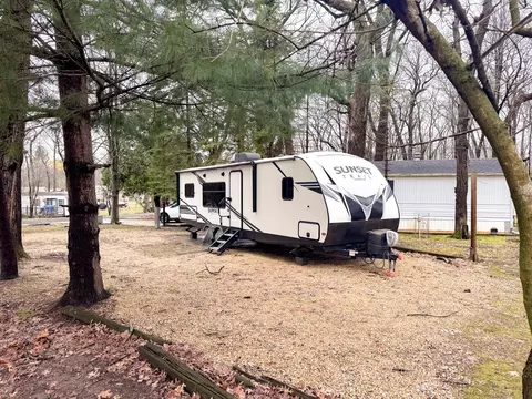 1065 Woodhaven, Sublette, IL 61367