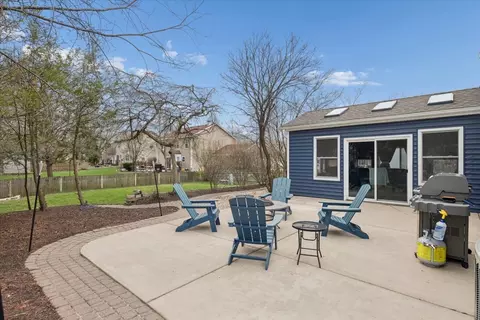 Exterior - 1237 Churchill Rd, Bartlett, IL 60103 photo 2 of 6