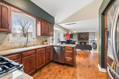 Kitchen - 1237 Churchill Rd, Bartlett, IL 60103 photo 3 of 4