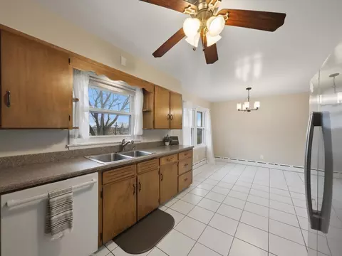 Kitchen - 3718 Hillcrest Pl, Johnsburg, IL 60051 photo 3 of 4