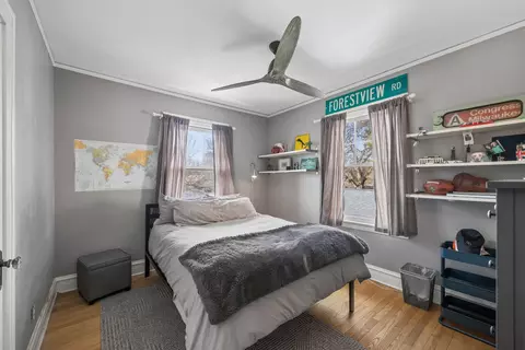 Bedroom - 2216 Forestview Rd, Evanston, IL 60201 photo 2 of 4
