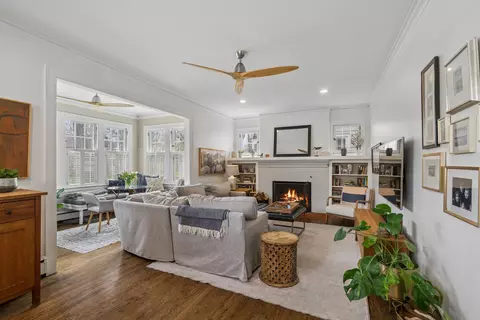 Living - 2216 Forestview Rd, Evanston, IL 60201 photo 1 of 3