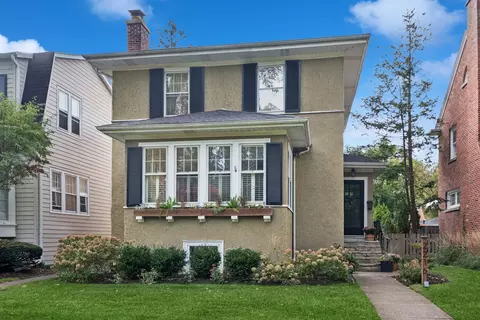 Exterior - 2216 Forestview Rd, Evanston, IL 60201 photo 2 of 7