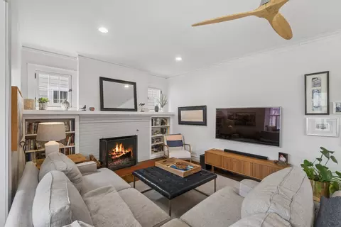 Living - 2216 Forestview Rd, Evanston, IL 60201 photo 2 of 3