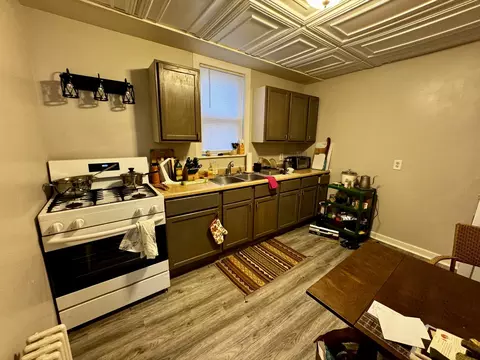 Kitchen - 119 E Superior St, Ottawa, IL 61350 photo 4 of 5