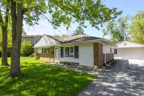 336 Mohawk St, Park Forest, IL 60466