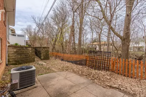 Exterior - 3103 15 Street A, Moline, IL 61265 photo 6 of 8