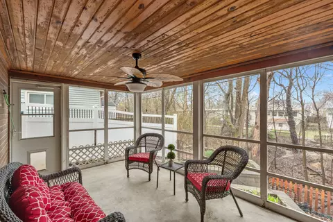 Exterior - 3103 15 Street A, Moline, IL 61265 photo 3 of 8
