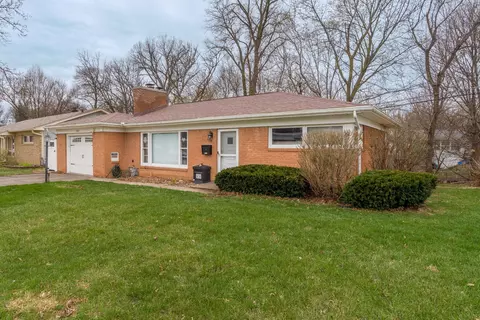 Exterior - 3103 15 Street A, Moline, IL 61265 photo 2 of 8