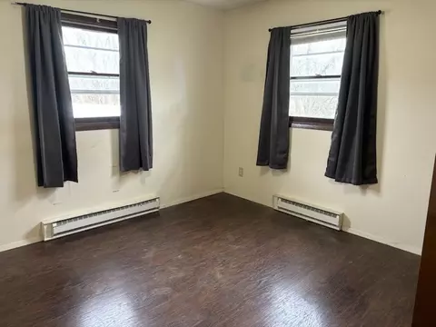 Bedroom - 402 NE 2nd Ave, Galva, IL 61434 photo 1 of 9