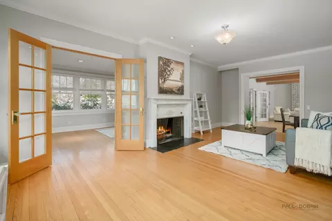 Living - 405 Voltz Rd, Northbrook, IL 60062 photo 1 of 4