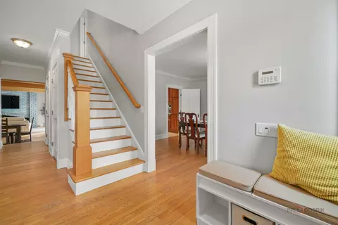 Entry Way - 405 Voltz Rd, Northbrook, IL 60062 photo 1 of 2