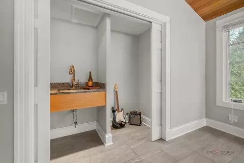 Other - 405 Voltz Rd, Northbrook, IL 60062 photo 4 of 8