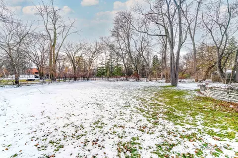 Exterior - 405 Voltz Rd, Northbrook, IL 60062 photo 10 of 10
