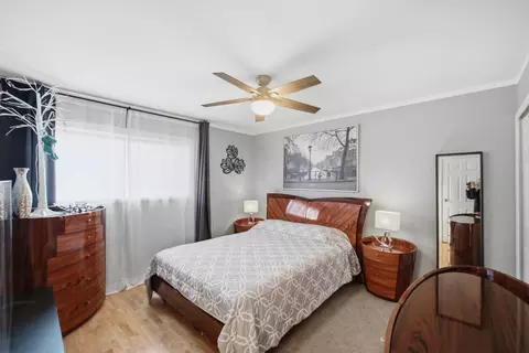 Bedroom - 437 Maple Dr, Wheeling, IL 60090 photo 3 of 6