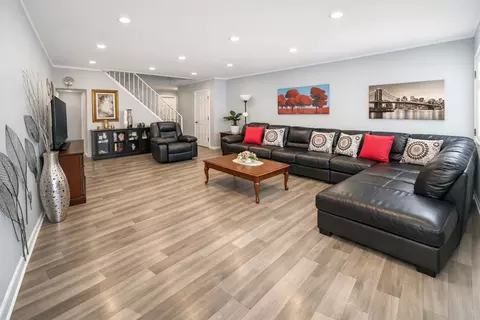 Living - 437 Maple Dr, Wheeling, IL 60090 photo 1 of 1