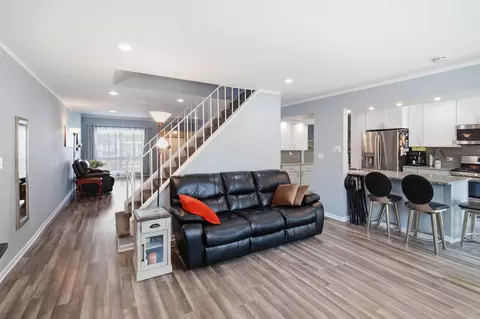 Entry Way - 437 Maple Dr, Wheeling, IL 60090 photo 1 of 1