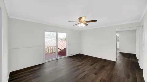 Living - 17525 Maple Ave, Lansing, IL 60438 photo 8 of 8