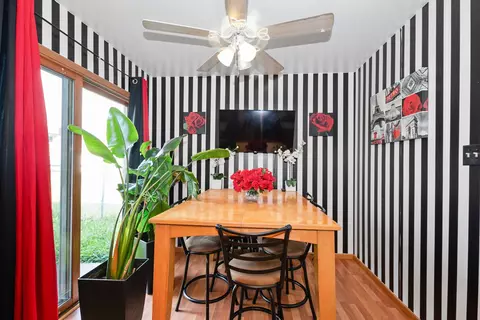 Dining - 928 E 153rd St, Phoenix, IL 60426 photo 1 of 2