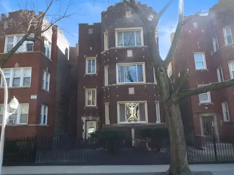 8223 S Ingleside Ave, Chicago, IL 60619