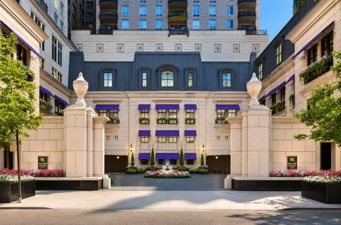 11 E Walton St #4102, Chicago, IL 60611