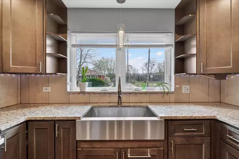 Kitchen - 11038 S Eberhart Ave, Chicago, IL 60628 photo 2 of 6
