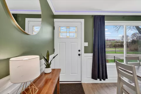 Entry Way - 11038 S Eberhart Ave, Chicago, IL 60628 photo 1 of 9