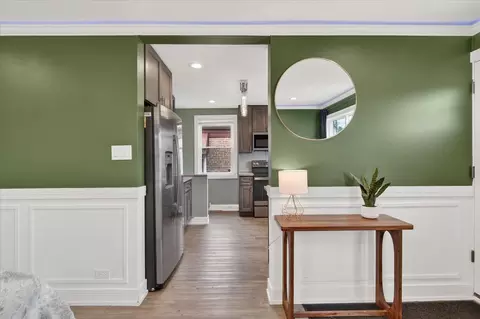 Entry Way - 11038 S Eberhart Ave, Chicago, IL 60628 photo 8 of 9