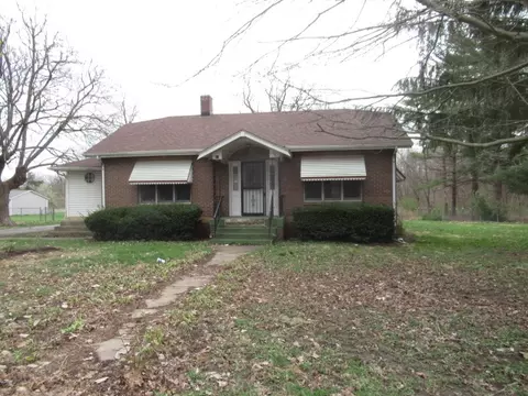 11 Dequimpal St, Westville, IL 61883