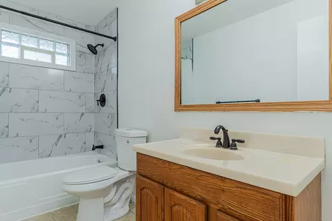 Bath - 15324 S Corbin St, Plainfield, IL 60544 photo 1 of 4